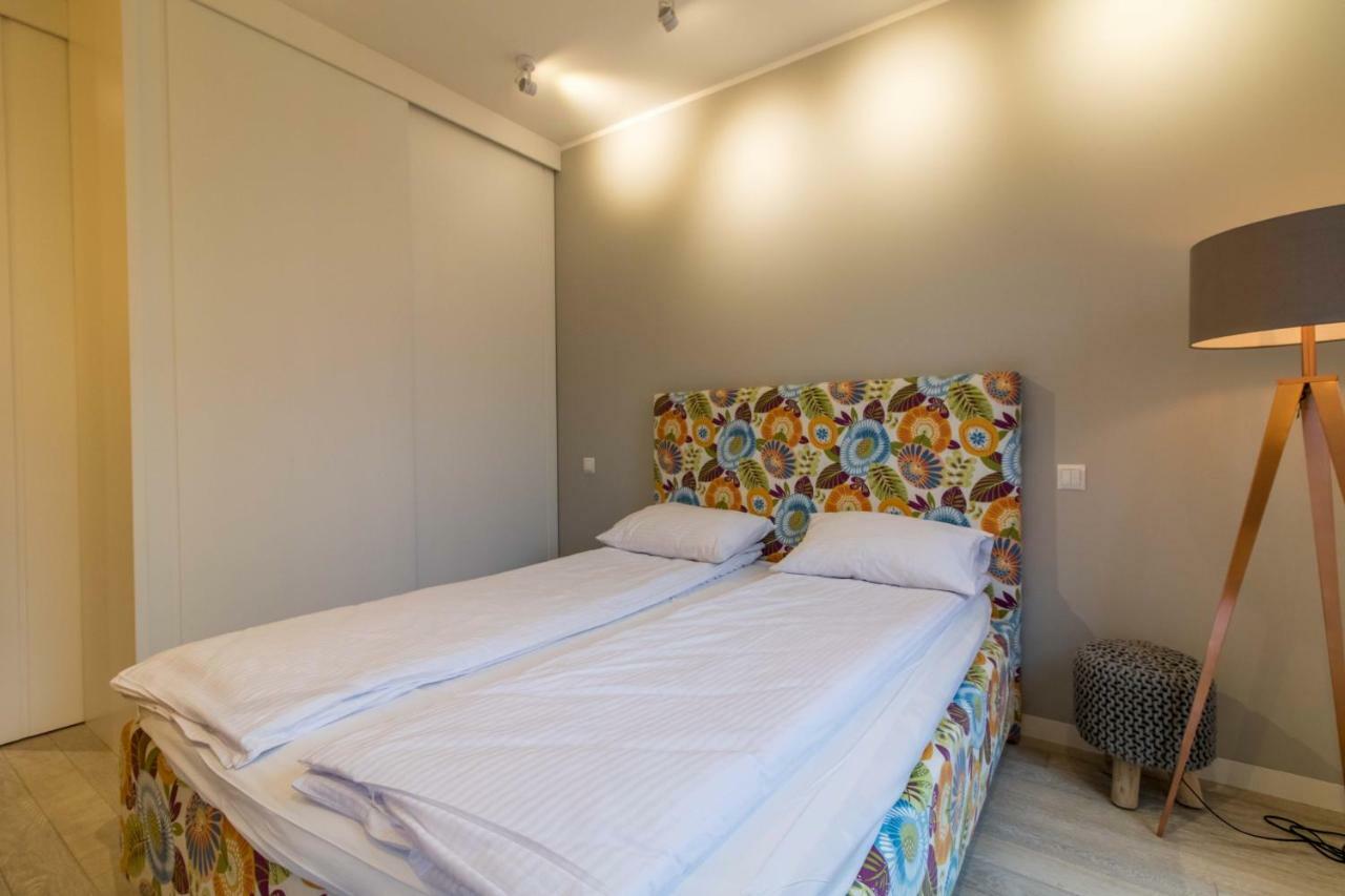 Nadmorski Dwor Wood Apartment Gdańsk Extérieur photo